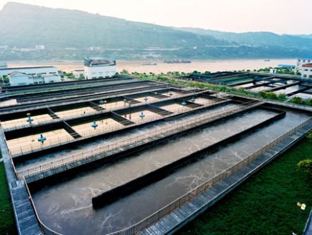 點擊查看詳細信息<br>標題：工業(yè)園區(qū)污水處理 閱讀次數(shù)：2623